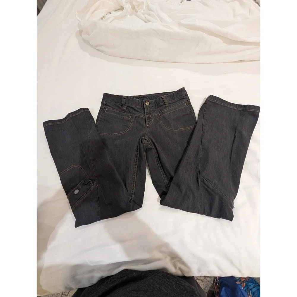 Athleta early mid